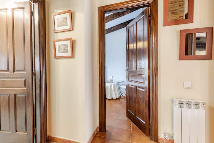 Entrada y recibidor del apartamento